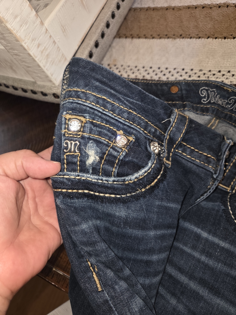 Miss Me Women's Distressed Dark Blue Denim Jeans - Picture 2 of 5